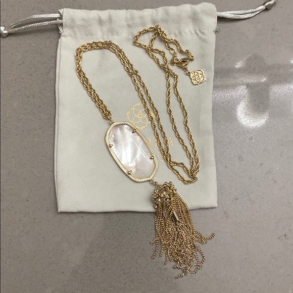 Kendra Scott ivory and gold rayne necklace - Picture 1 of 2